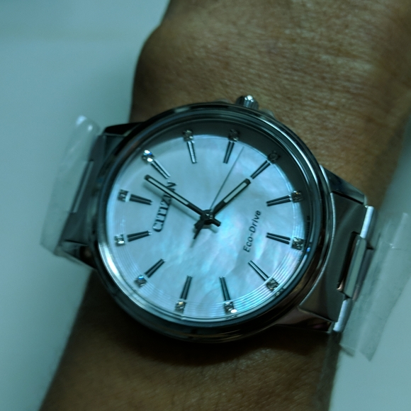 Citizen Eco-drive watch - Picture 6 of 6